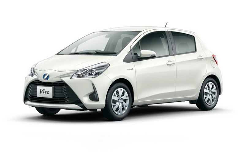 Toyota Vitz правый руль 2010-2020